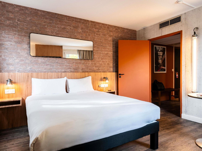 Bedroom 2, Ibis Styles Lyon Villeurbanne Hotel, Rhône