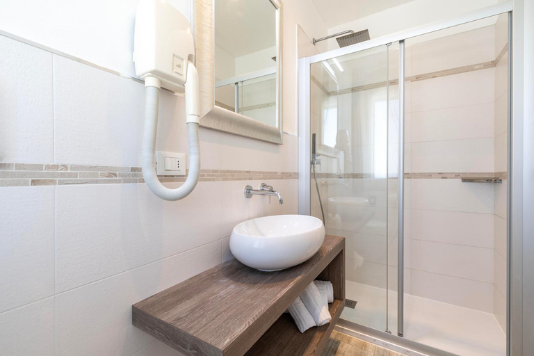 Bathroom 3, Locanda Stravedo, Venezia