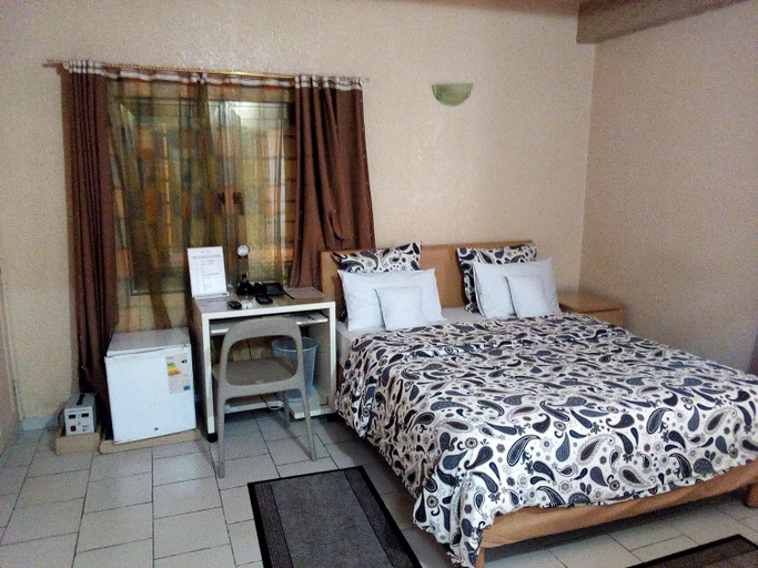 Others 2, Hotel Saint Thomas, Golfe (incl Lomé)