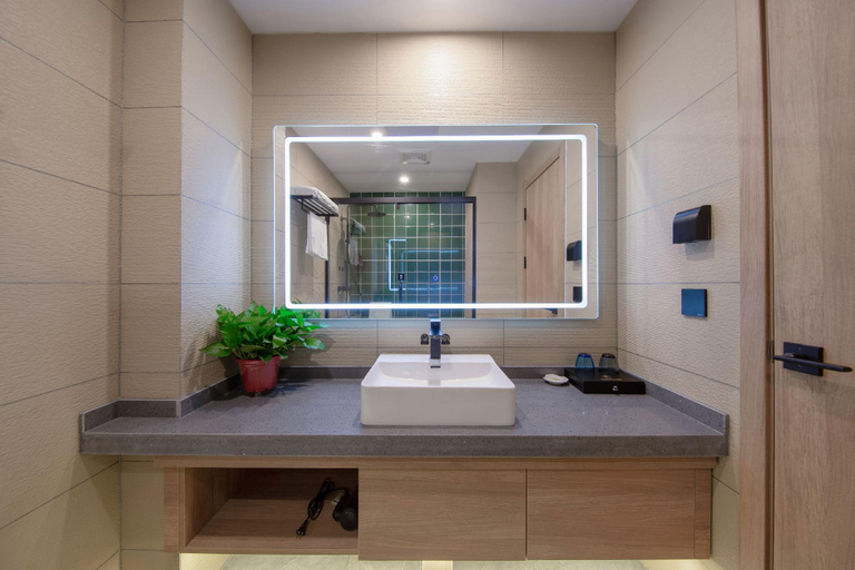 Bathroom 3, Green Tree Inn Express Heze University Town, Heze