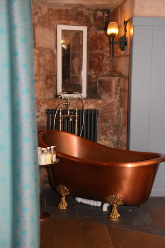 Bathroom 3, Dalhousie Castle  Hotel and Aqueous Spa, Midlothian