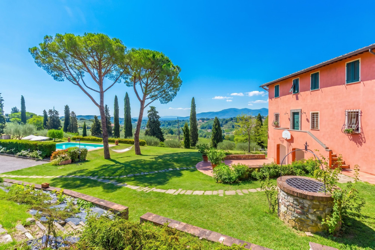 Exterior detail, Casa Paradiso With Panorama and Private Pool, Lucca