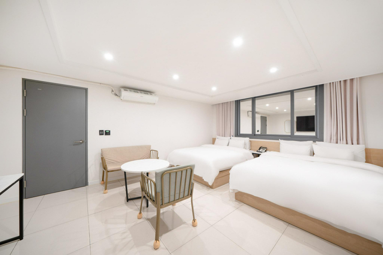 Bedroom 4, Mokpo Hotel Rium, Muan