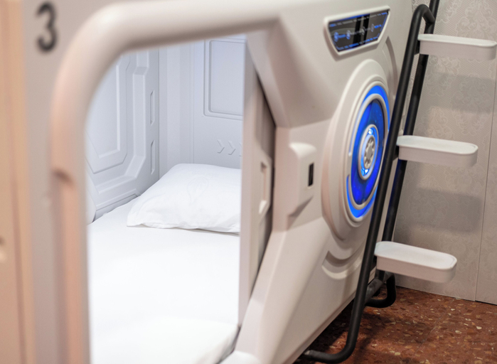 Others 5, Just Hostel Capsules, Alicante