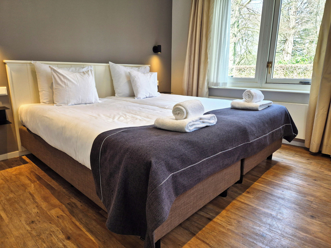 Bedroom 2, Kasteel De Vanenburg, Putten