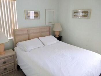 5, Seahorse Landing, Levy