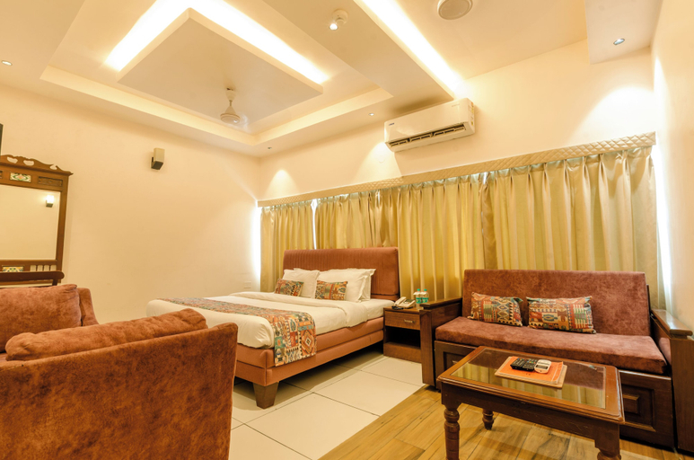 Bedroom 2, Jullundur Hotel, Chandigarh