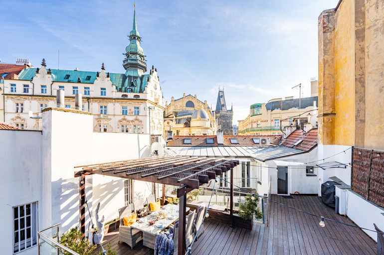 Others 5, DeLuxe Apartment, Praha 1