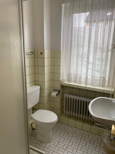 Bathroom 3, Hotel Seehaus, Lippe