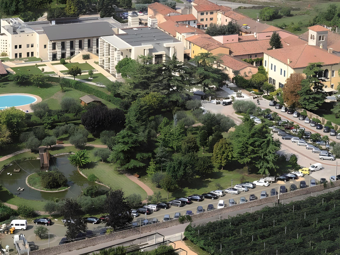 Exterior & Views 1, Villa Quaranta Tommasi Wine Hotel & Spa, Verona