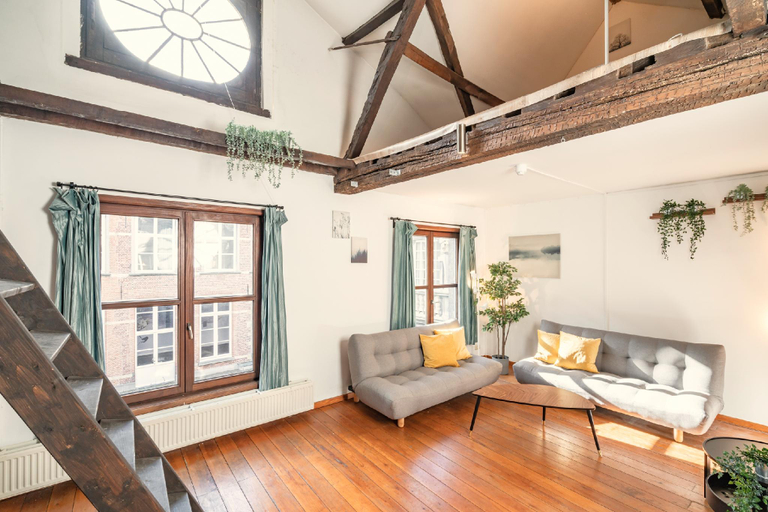 Separate living room 4, The Old Town Lodge in Antwerp | 3BBK| NS| , Antwerpen