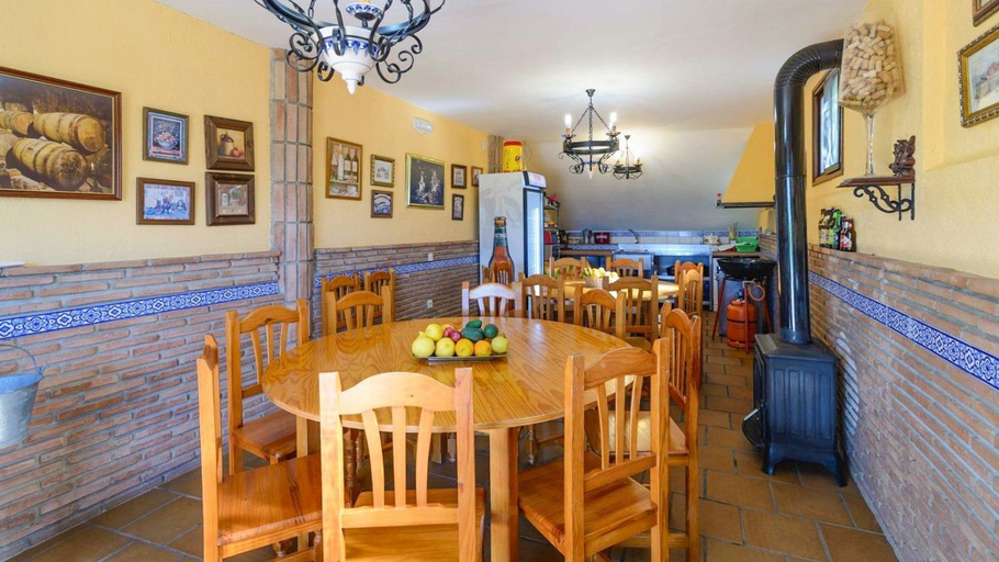 Kitchen 5, Cortijo Los Tulipanes Periana by Ruralidays, Málaga