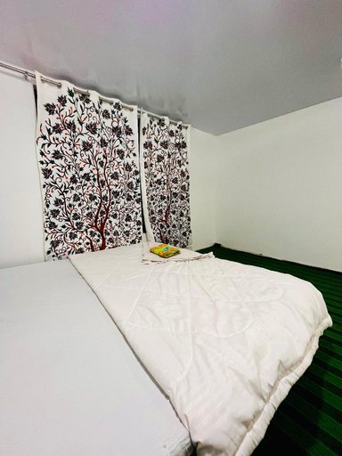 Bedroom, Hotel Border View, Kargil