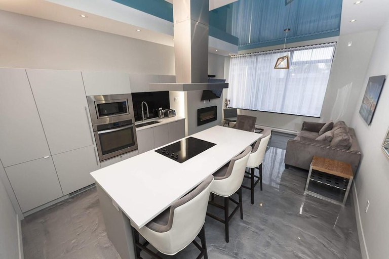 5, Milton Parc Hotel, Montréal