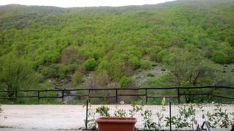 2, Al Peschio Pizzuto Agriturismo, L'Aquila