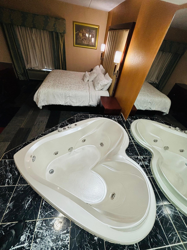 Bathroom 4, Hotel M Mount Pocono, Monroe