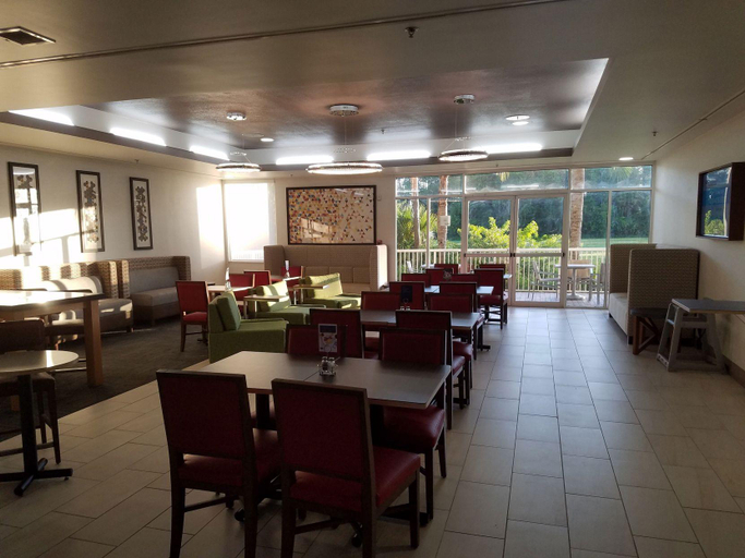 Food & Drinks 5, Daytona Speedway Hotel, Volusia