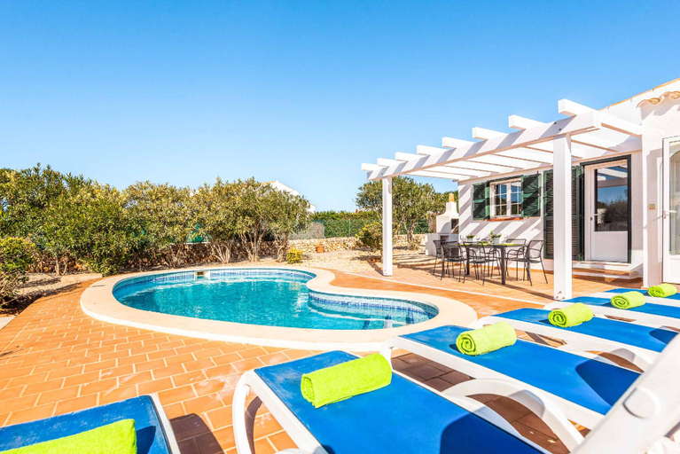 Others 3, Villa Mimosa, Baleares