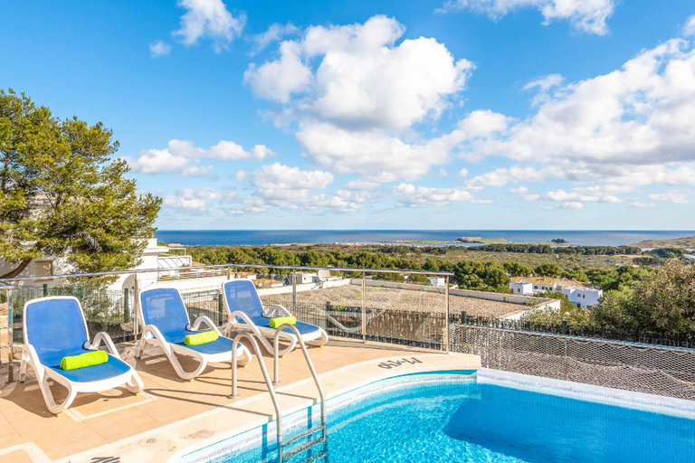 Others 5, Villa Gill, Baleares