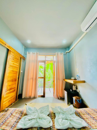 Bedroom 4, Meet Sunset Hostel, Luang Prabang