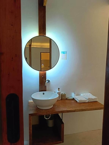 Bathroom 4, Kawai Duli Bungalows, El Nido