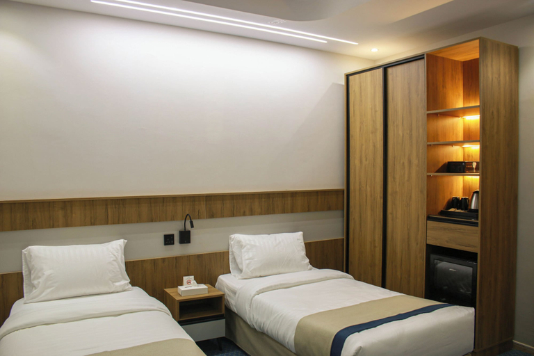 Room 5, BORJ JAZIRAT ALARAB HOTEL, Al Madinah Al Munawwarah