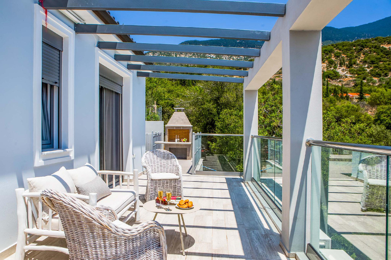 Others 5, Villa Terra, Ionian Islands