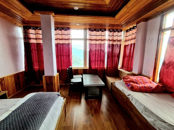 Room 3, Narkanda Heights, Shimla