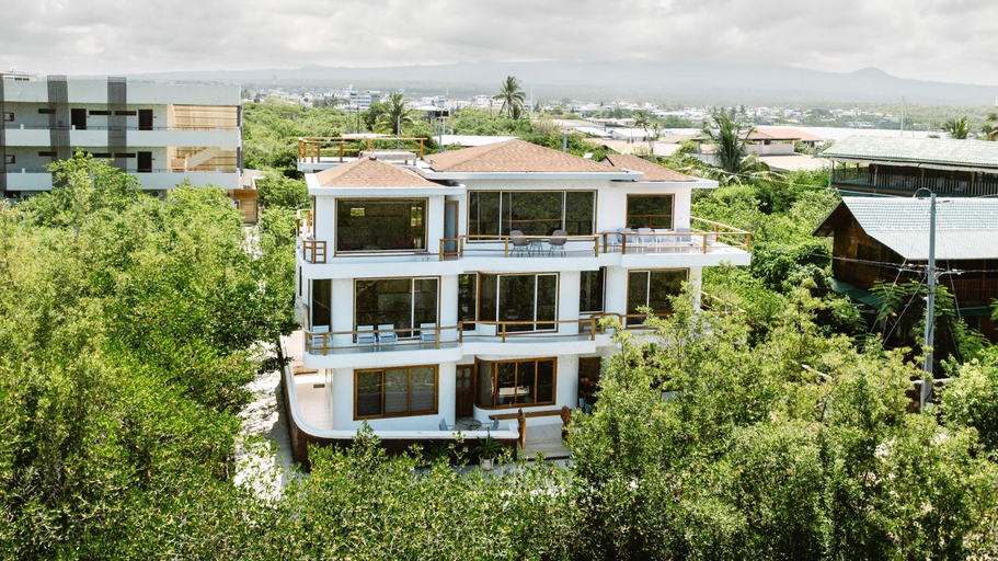 Exterior & Views, Blue Heron Galapagos Villa, Santa Cruz