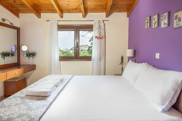 Bedroom 2, Villa Portokalia Platanias, Crete