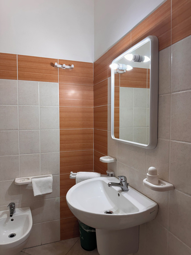 Bathroom 3, Luigiane B&B e Ristorante, Cosenza