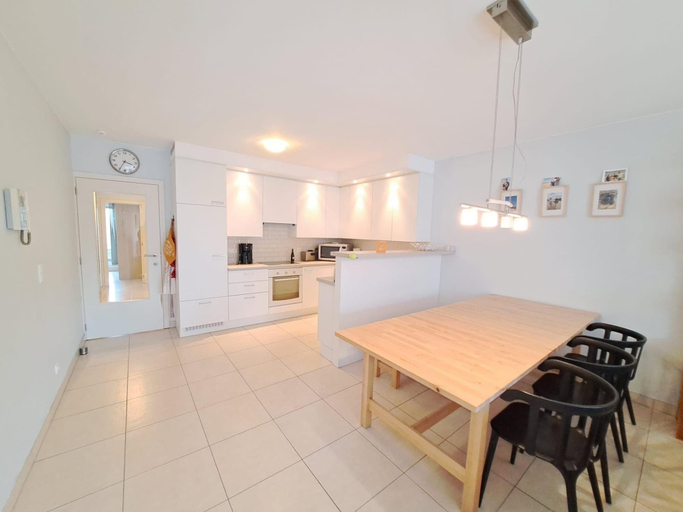 Dining 3, Spacious Family Apartment Near Dunes, West-Vlaanderen