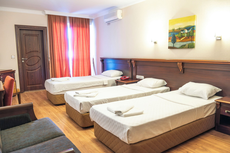 Bedroom 2, Marmaris Alkan Hotel, Marmaris