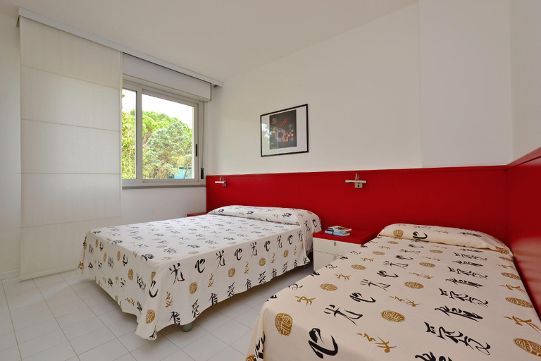 Bedroom 4, Perfect holiday apartment in a nice residence, Udine
