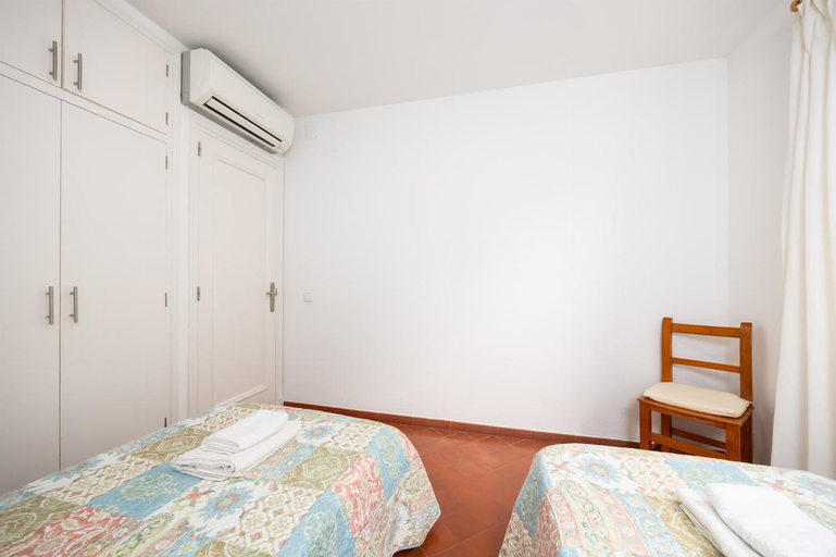 Bedroom 2, Villa Trepuco Uno, Baleares