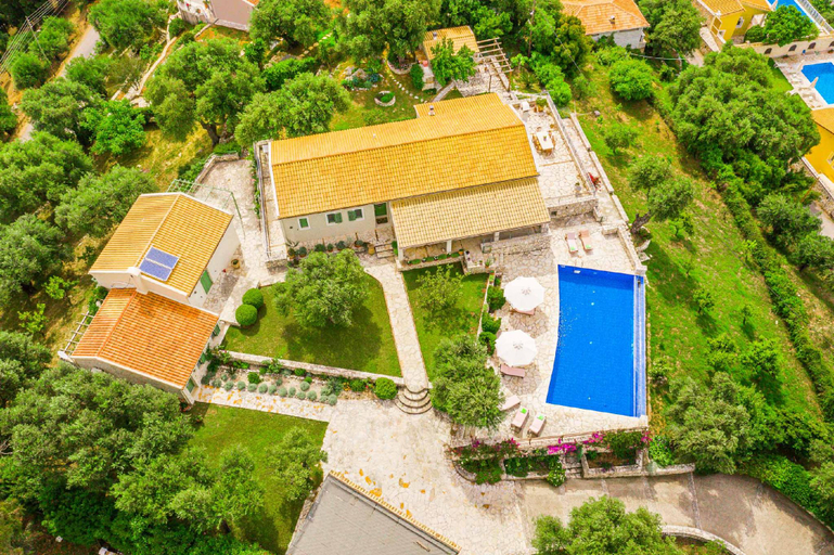 Others 3, Villa Fonesei, Ionian Islands