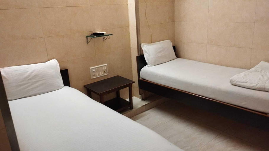 Room 5, Hotel Kamal, Mumbai City