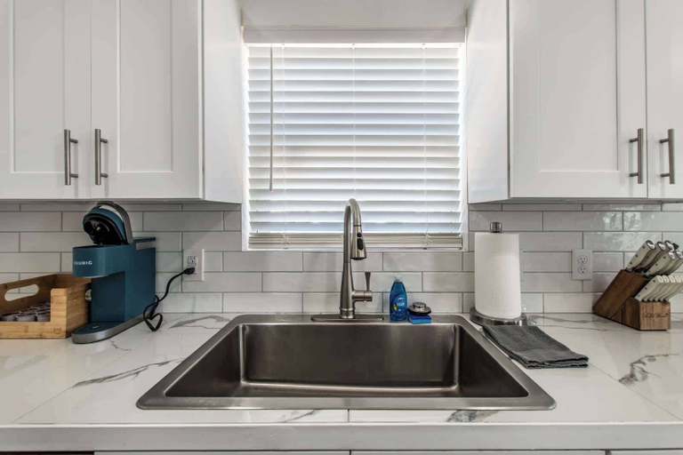 Private kitchen 4, Ocean View From Balcony - Ocean Drive, Nueces