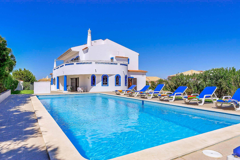 Sport & Beauty 4, Villa Natal, Albufeira