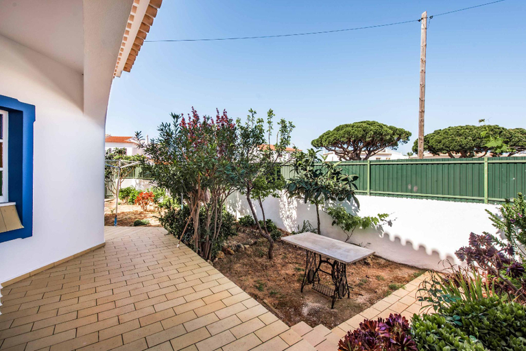 Others 2, Villa Dois Pinheiros, Albufeira