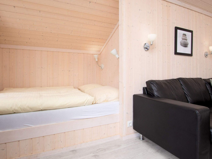 Interior 5, Home for 6 in Holiday Vital Resort, Ostholstein