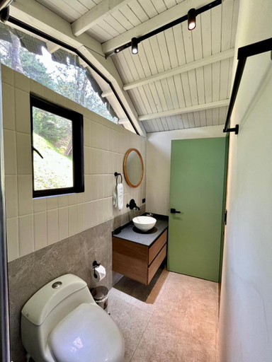 Bathroom 3, Soy Local Guatape Campestre, Peñol