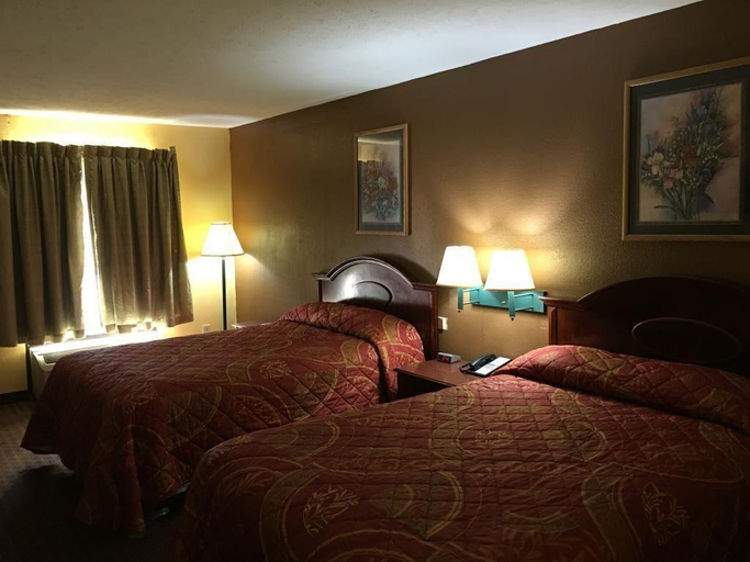 Bedroom 5, Relax Inn, Madison