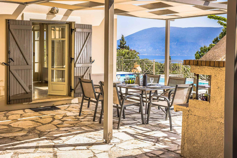 5, Villa Helios Evreti, Ionian Islands