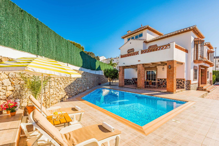 Sport & Beauty 2, Villa Sol Nerja, Málaga