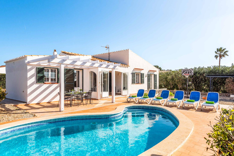 Others 4, Villa Mimosa, Baleares