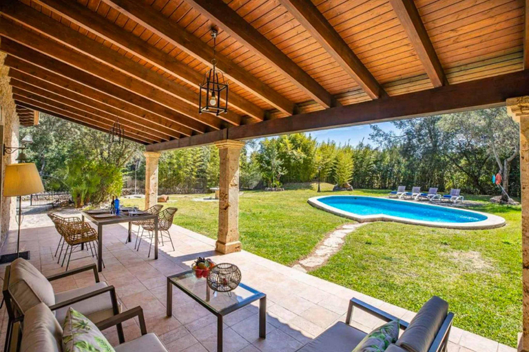 Others 2, Villa Garrigo, Baleares