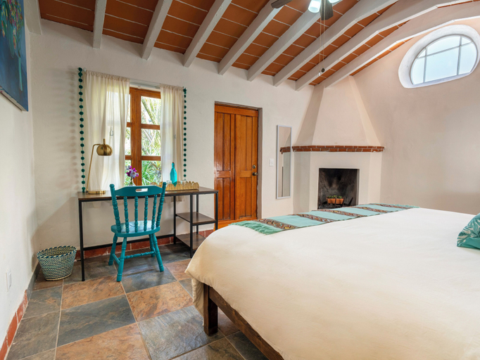 Room 3, LUZ KAUANI, Tepoztlán