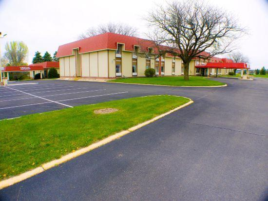 Others 4, Ramada by Wyndham Albert Lea, Freeborn