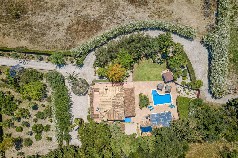 Others 4, Villa Legendario, Baleares